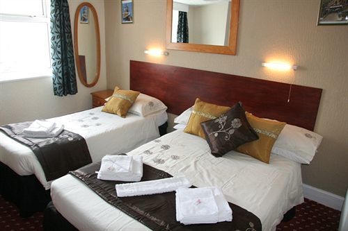 New Promenade Hotel Μπλάκπουλ Εξωτερικό φωτογραφία